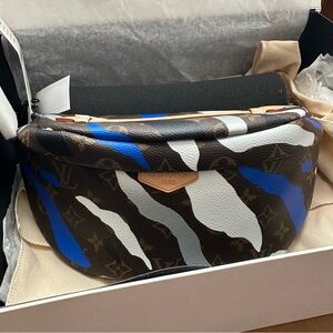 NWT LOUIS VUITTON Monogram Bumbag X League of Legends